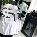 Capas de barbero premium Supreme Trimmer